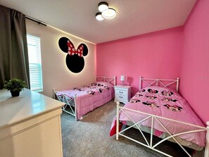 6 soverom, strykejern/-brett, wi-fi og sengetøy