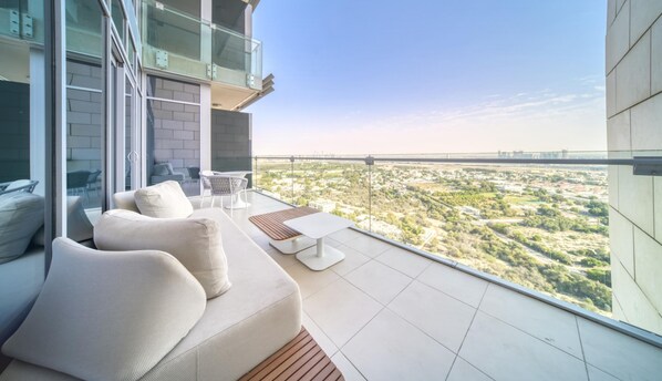 Apartment | 2 bedrooms - Prime Difc Duplex With Iconic Skyline Views (Dubai)