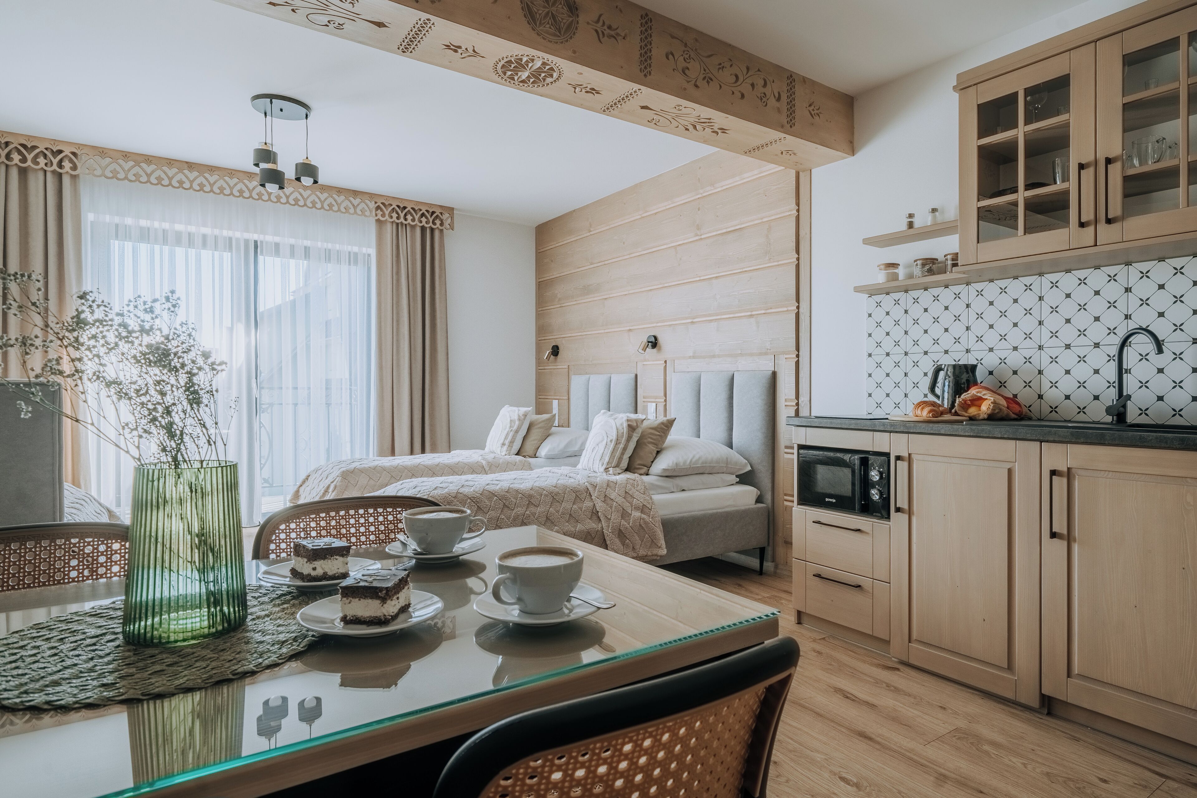 Standard Studio Suite, 1 Bedroom, Kitchenette, Mountainside (11) | Private kitchenette | Mini-fridge, cookware/dishes/utensils, freezer, paper towels