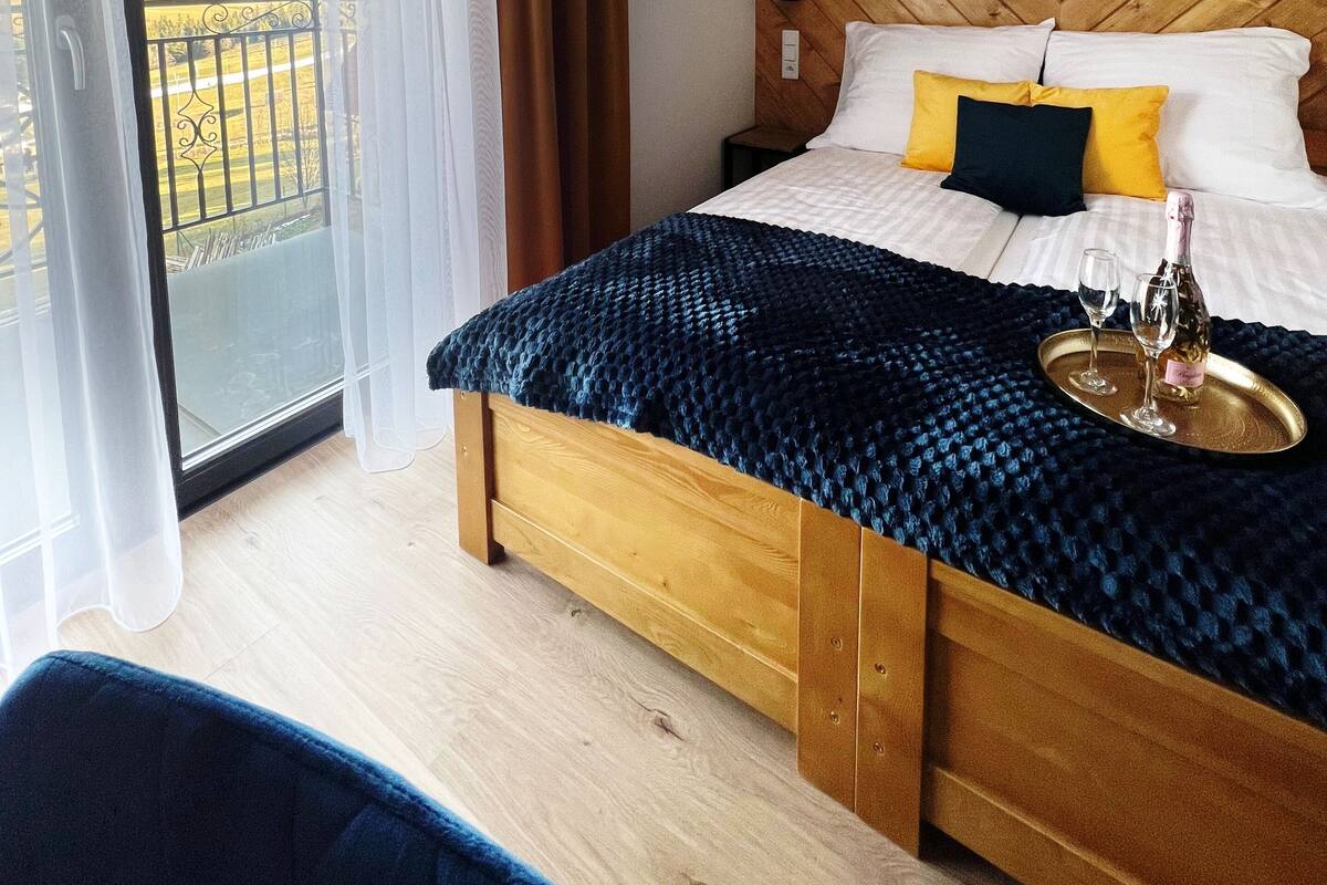 Standard Room, 1 Bedroom, Kitchenette, Mountainside (6) | Laptop workspace, free WiFi, individually decorated