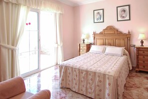 3 sovrum, strykjärn/strykbräda, wi-fi och sängkläder