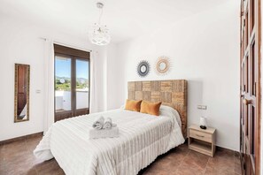 4 habitaciones, wifi y ropa de cama 