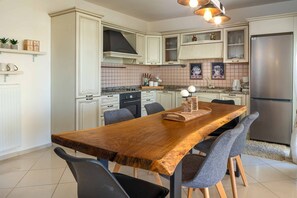 Dining - Villa Konstantinos - Three Bedroom Villa, Sleeps 6 (Hersonissos)