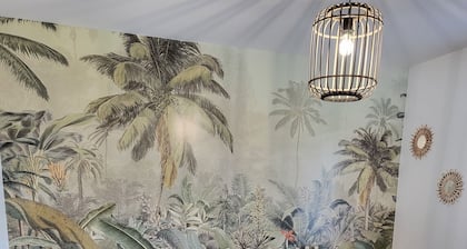 au CĆur du Cotentin, cet Ăcrin Vous Plonge Dans L'univers du DĂ©barquement 1944