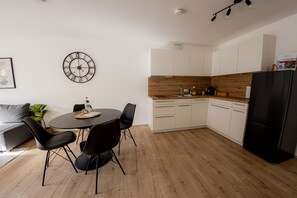 Dining - Come4stay Passau - Wohnung Eduard Hamm - 2 Zimmer I bis zu 4 Gäste (Passau)