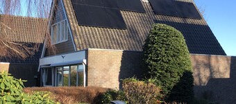 Studio Marretoer in the middle of the lake area; lockable shed for bicycles