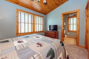 5 عدّة غرف نوم وواي فاي مجانًا وملاءات أسرّة