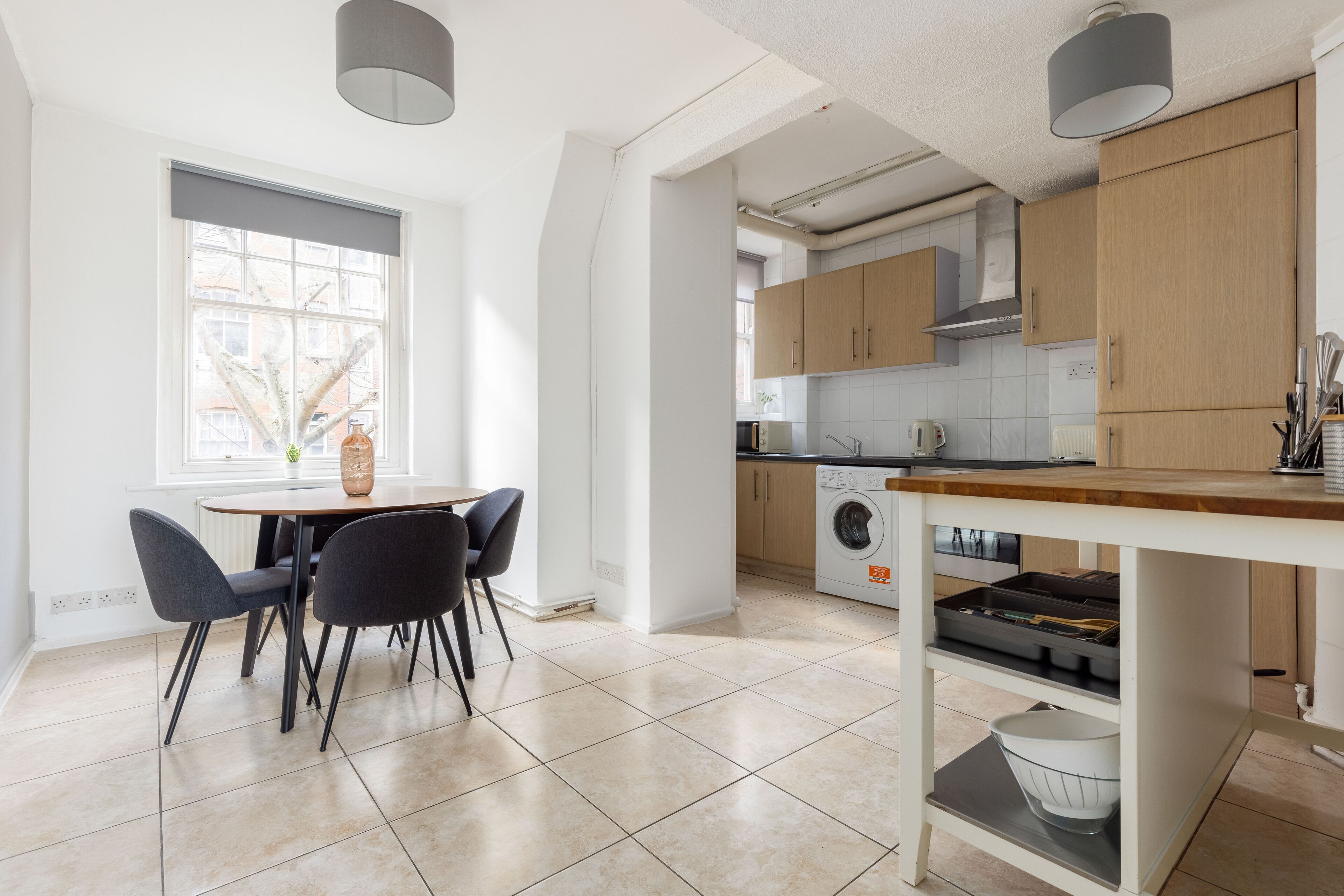 Apartamento | Cozinha privada | Geladeira, micro-ondas, fogão, cooktop