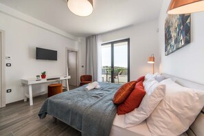 4 quartos, ferros/tábuas de passar roupa, Wi-Fi, roupa de cama