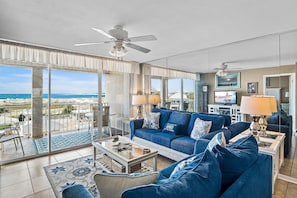 Smart TV, DVD player - 2BR Gulf-View Condo+Private Balcony+Pool & Beach Access- Magnolia House 304 (Destin)