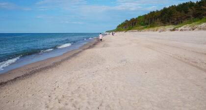 Comfortable apartment close to a sandy beach