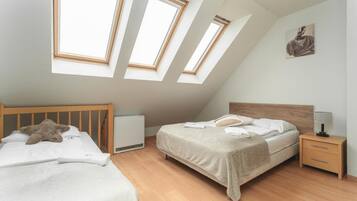 1 chambre, fer et planche à repasser, lit parapluie, Wi-Fi gratuit
