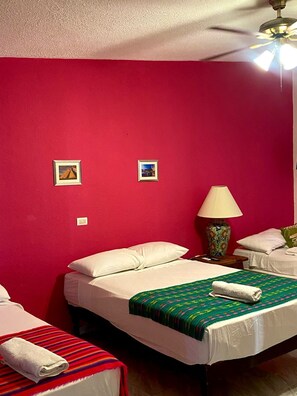 4 habitaciones, wifi y ropa de cama 