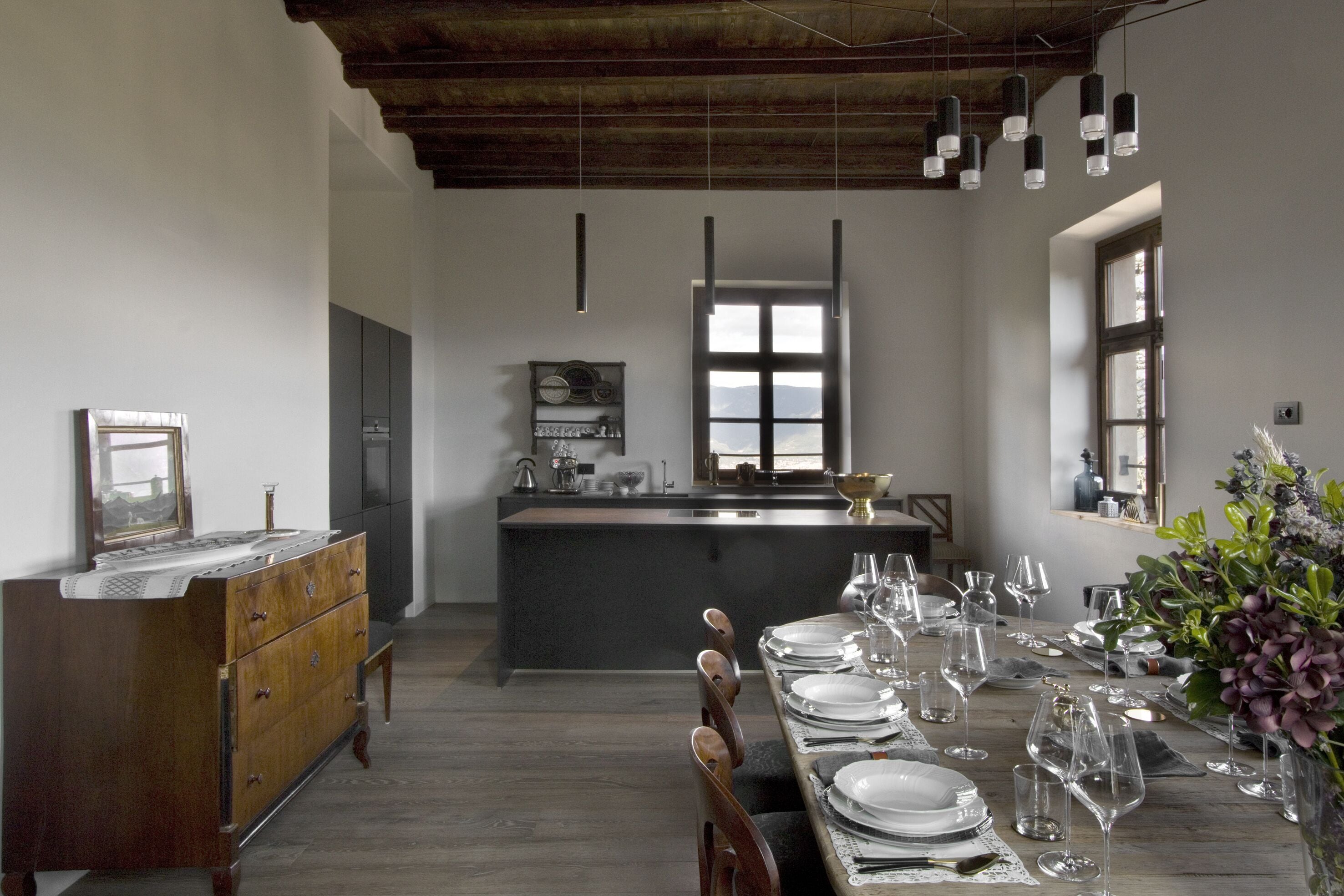 Presidential Suite | Living area | 24-inch Smart TV with satellite channels, heated floors