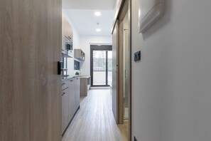 Desk, free WiFi - Micampus Sinesio Delgado (Madrid)