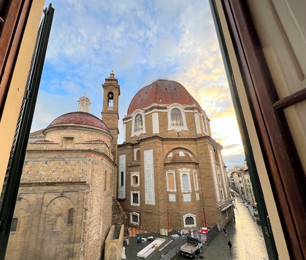 Chambre Triple Panoramique | Wi-Fi gratuit, draps fournis