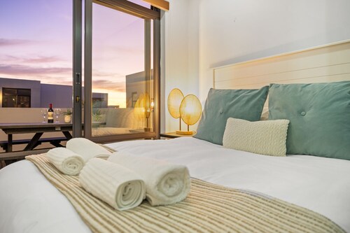 Eden On The Bay 231 - Deux Chambres Appartement, Couchages 4