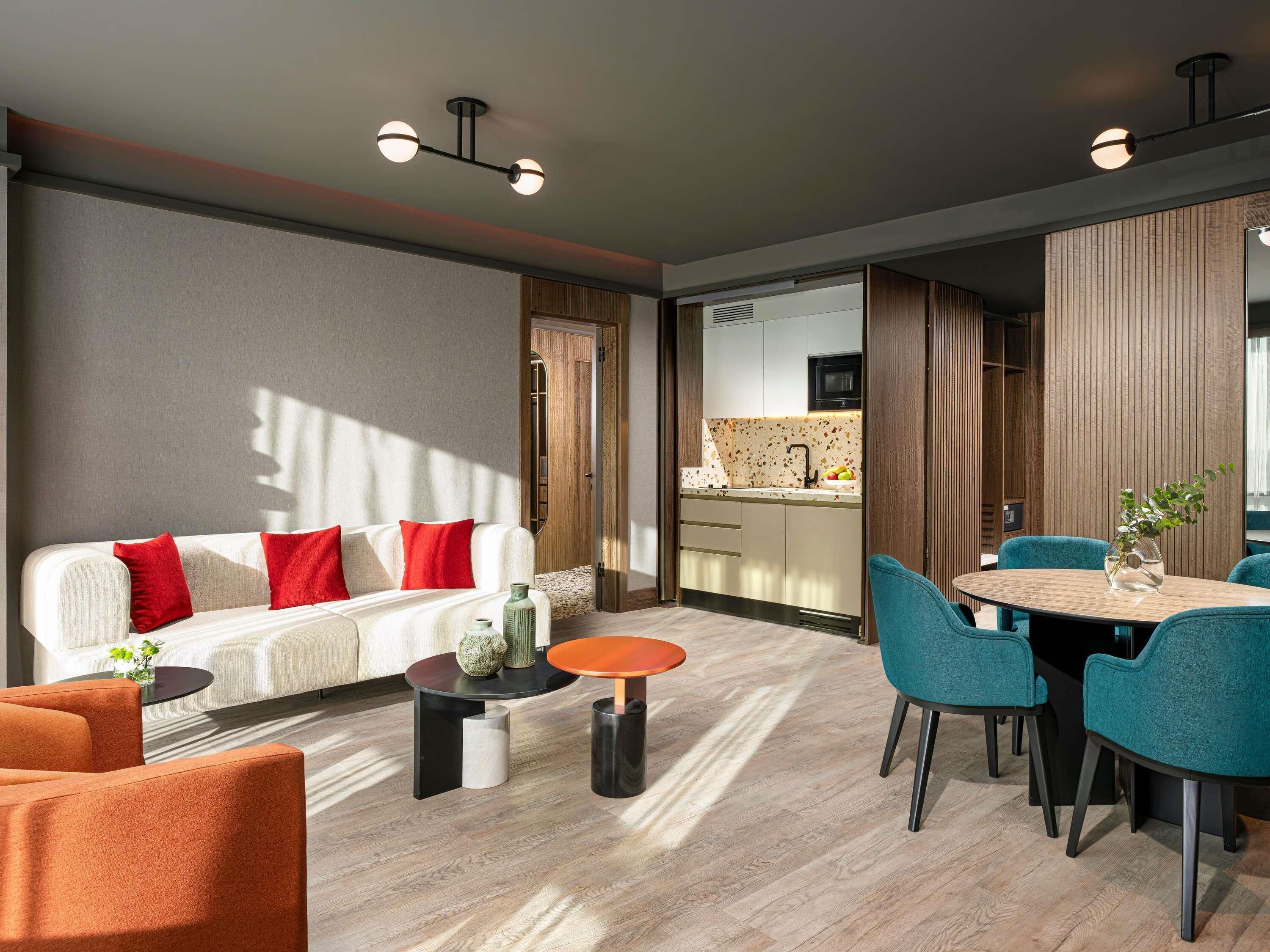 Executive-Studio, 1 Doppelbett (Apartment) | Hochwertige Bettwaren, Minibar, Zimmersafe, Schreibtisch
