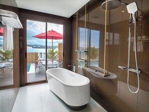 One Bedroom Pool Villa Ocean Front View - Novotel Koh Si Chang (Ko Sichang)