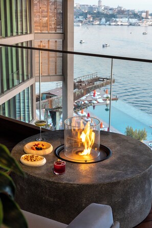 One Bedroom Duplex Terrace Suite with Sea View - Complimentary Butler Service | Balcony view - Rixos Tersane Istanbul (Istanbul)