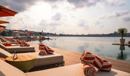 Rixos Tersane Istanbul - Image 1