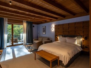 Deluxe Room, 1 Double Bed with Sofa bed | Minibar, in-room safe, iron/ironing board, free cribs/infant beds - Swissôtel Poiana Brasov (Brasov)