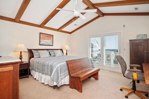 4 dormitorios, tabla de planchar con plancha, cuna de viaje y Internet