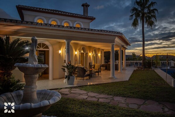 Terrace/patio - Villa Marcela by Abahana Villas (Teulada)