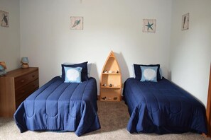 2 bedrooms, desk, free WiFi - Teal Away- Amazing Views, Kayaks, Shared Pier (Chincoteague)