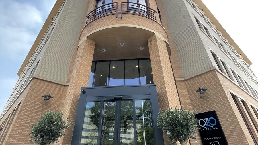 OZO Hotels Antares Airport