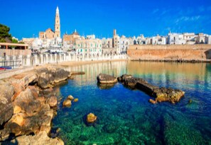 Exterior - House of the Gozzo in Monopoli (Monopoli)