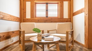 Basic Room, 1 Bedroom (Geumo)