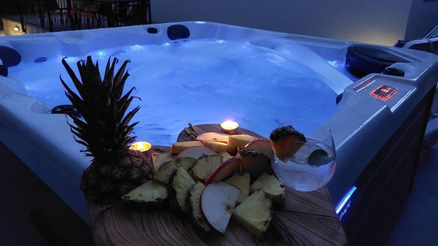 Mihael Holiday House