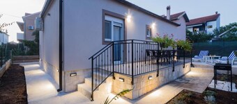 Mihael Holiday House
