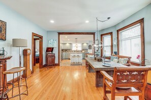 House (2 Bedrooms) | Interior - Depue Vacation Rental < 1 Mi to the Lake! (De Pue)