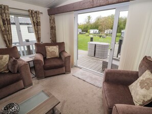 Living area - Lakeside Haven (Carnforth)