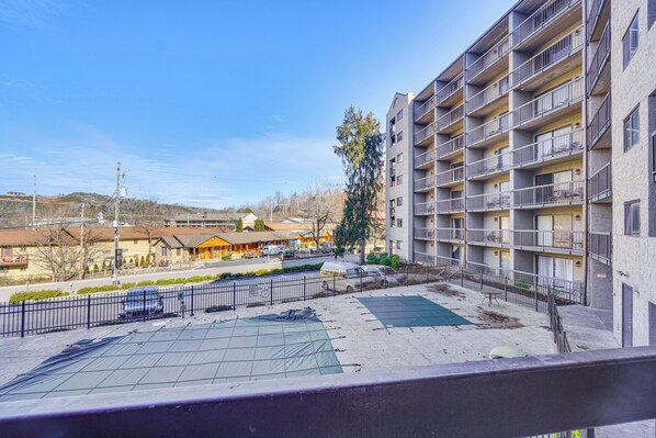 Apartment (1 Bedroom) | Interior