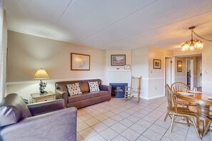 Apartment (1 Bedroom) | Interior