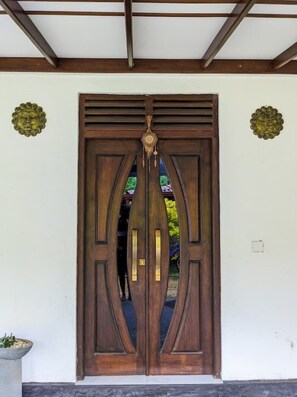 Exterior detail - Calm & Quiet One Bed Room Cozy Villa  (Hikkaduwa)