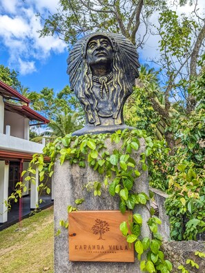 Exterior detail - Calm & Quiet One Bed Room Cozy Villa  (Hikkaduwa)