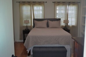 3 多间卧室、熨斗/熨衣板、WiFi、床单