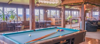 1BR Lodge, Summer Adventures Await in Jackman