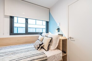 Economy eenpersoonskamer | Een bureau, gratis wifi