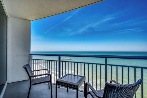 Amazing Oceanfront Huge King Suite, 18th Floor, Walk-in Shower, New Floor