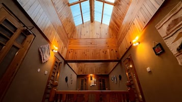 Detall de l'interior