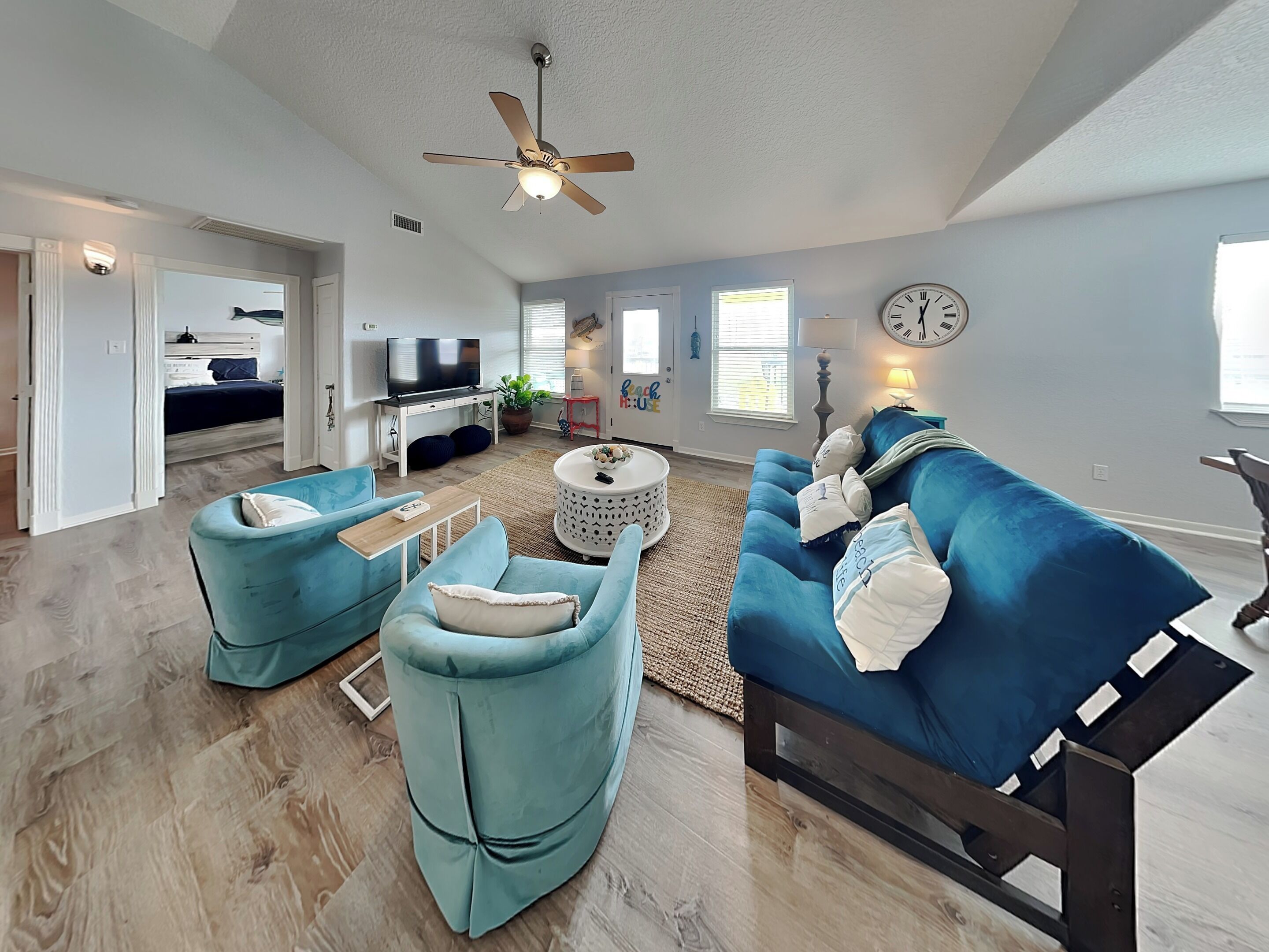 House (3 Bedrooms) | Property amenity