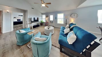 House (3 Bedrooms) | Property amenity