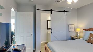 House (3 Bedrooms) | Property amenity