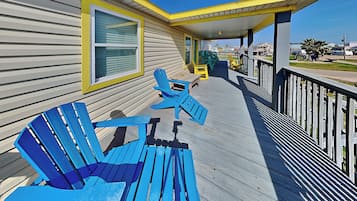 House (3 Bedrooms) | Front of property