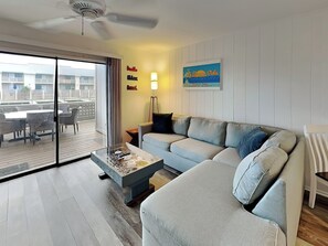 Condo (3 Bedrooms) | Property amenity - La Buena Vida by Miss Kitty’s (Rockport)